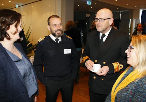 Frá vinstri: Frigg Jörgensen frá AECO, Auðunn F. Kristinsson og Georg Kr. Lárusson frá Landhelgisgæslunni og Sigríður Á. Andersen dómsmálaráðherra.