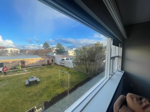 Séð af efri hæð
