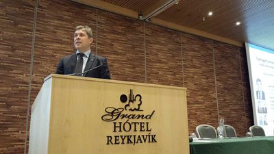 Bjarni Benediktsson á fundi á Grand Hótel um fjárlagafrumvarp fyrir 2014. Bjarni Benediktsson á fundi á Grand Hótel um fjárlagafrumvarp fyrir 2014