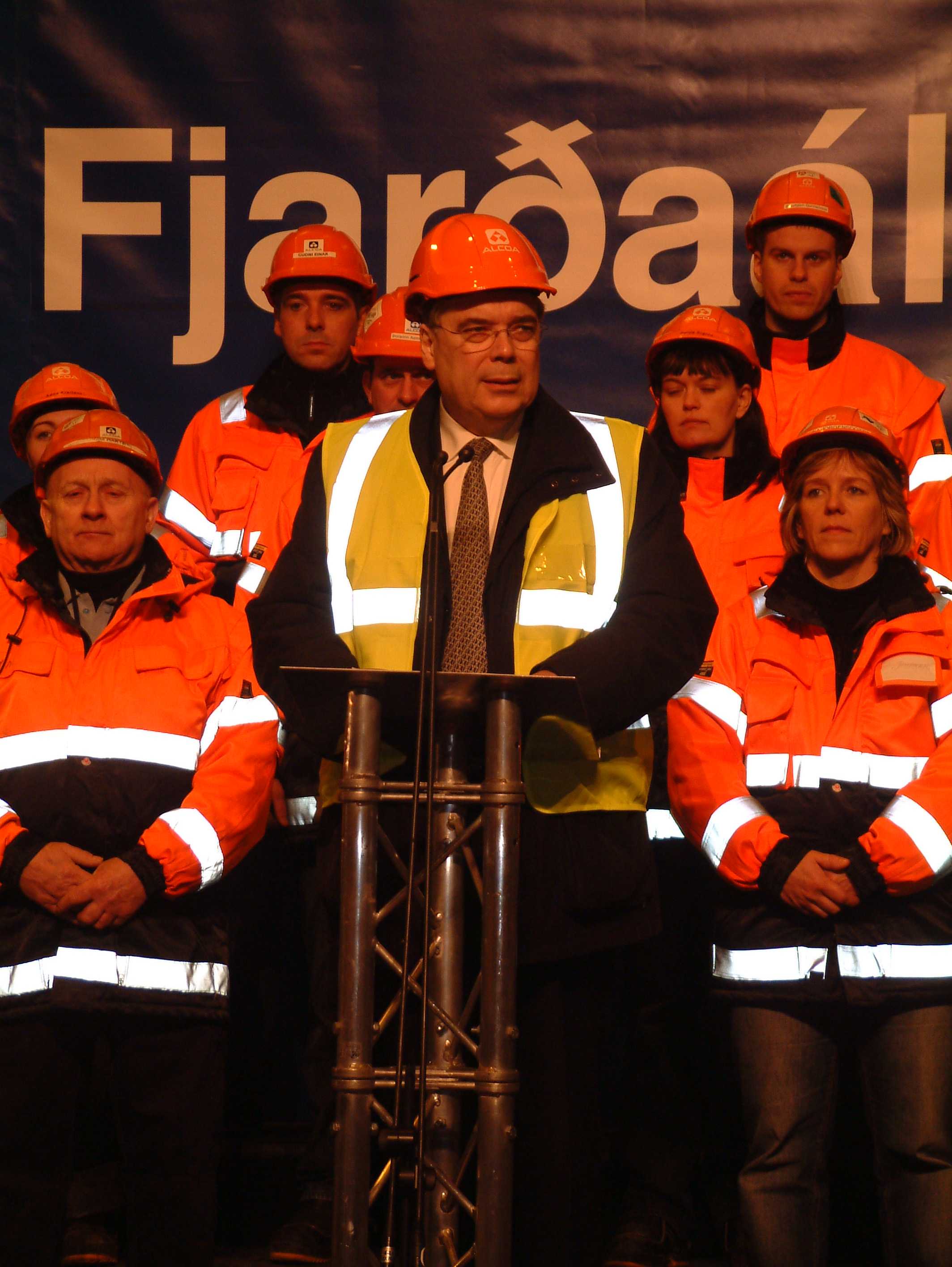 Geir H. Haarde við opnun Alcoa á Reyðarfirði